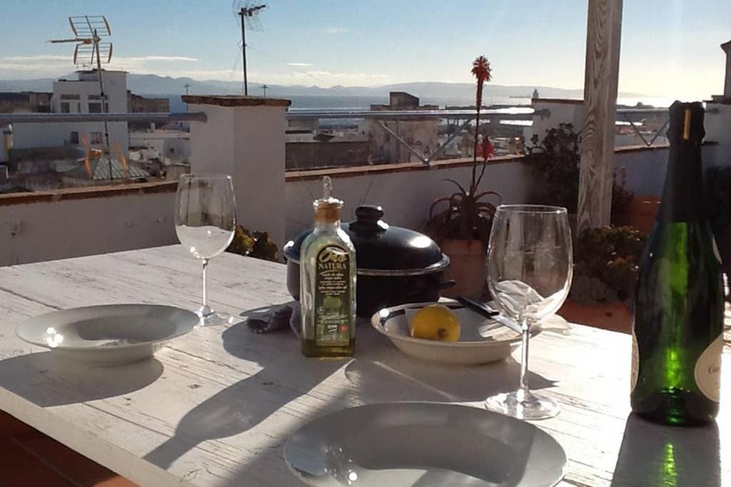 Apartamento con espectaculares vistas! Tarifa Exterior foto