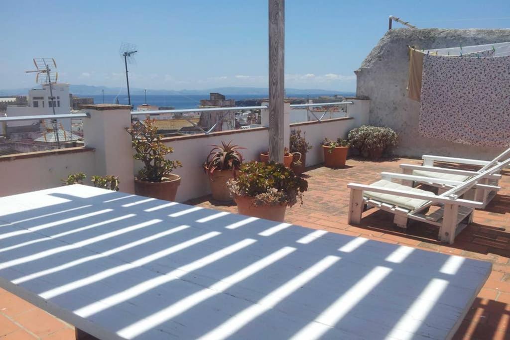 Apartamento con espectaculares vistas! Tarifa Exterior foto